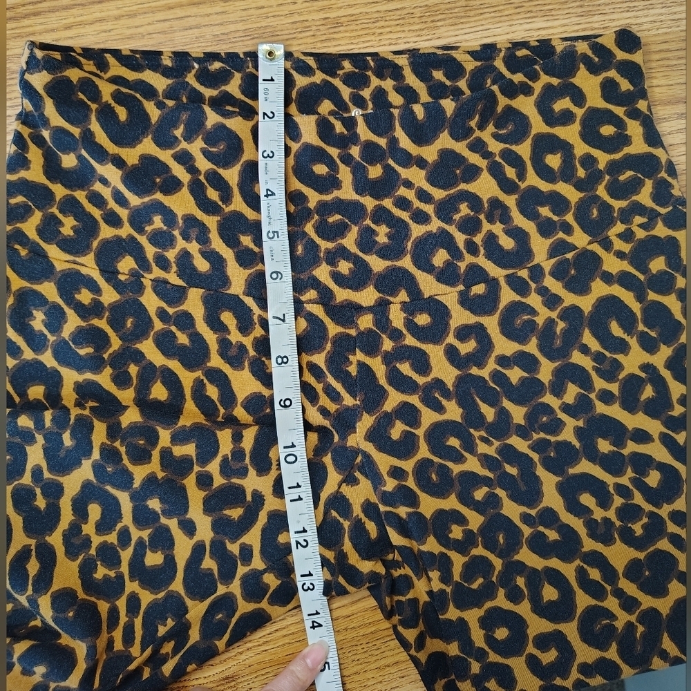 Terra & Sky Women's Plus Size Leopard Print Leggings Lightweight sz 0X, Stretch. - Picture 10 of 16